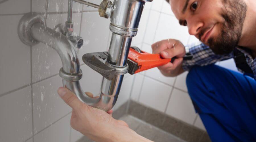 Professional same day plumber services in Vassar, MI